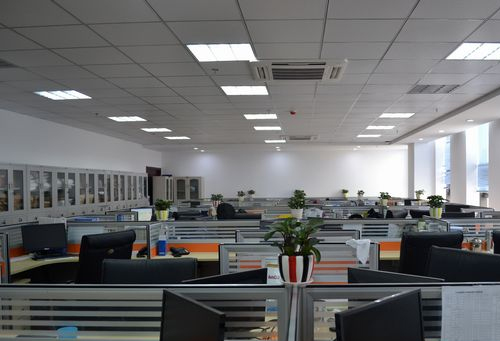 黑龍江鼎成建筑取得建筑工程模板固定裝置，無(wú)需敲擊避免零件掉落丟失:建筑模板